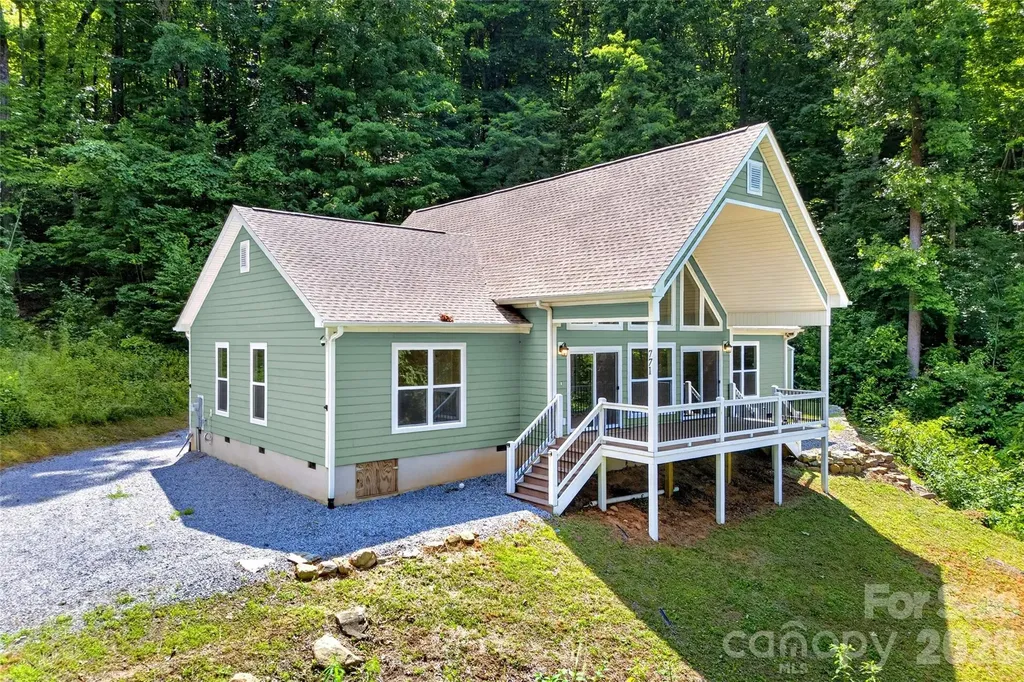 771 Sally Gap Road Old Fort NC 28762