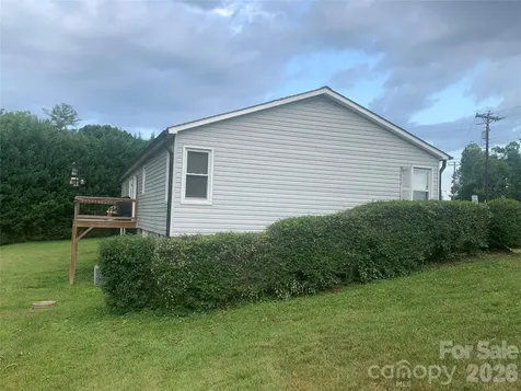 3300 Sheely Road Lenoir NC 28645