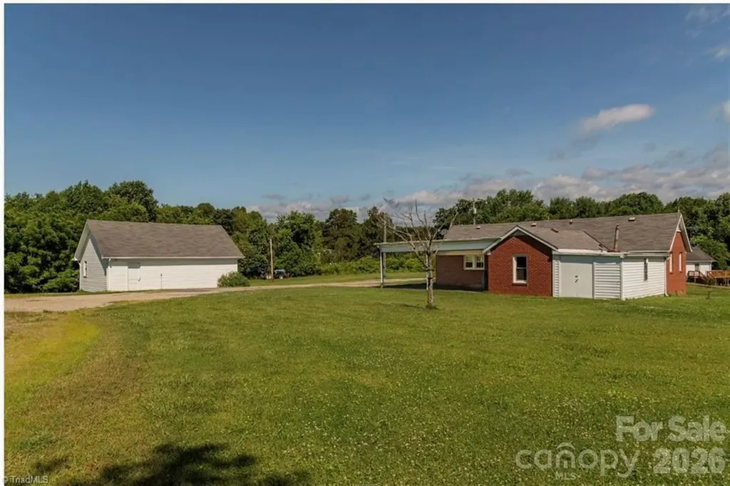820 Suncrest Orchard Road North Wilkesboro NC 28659