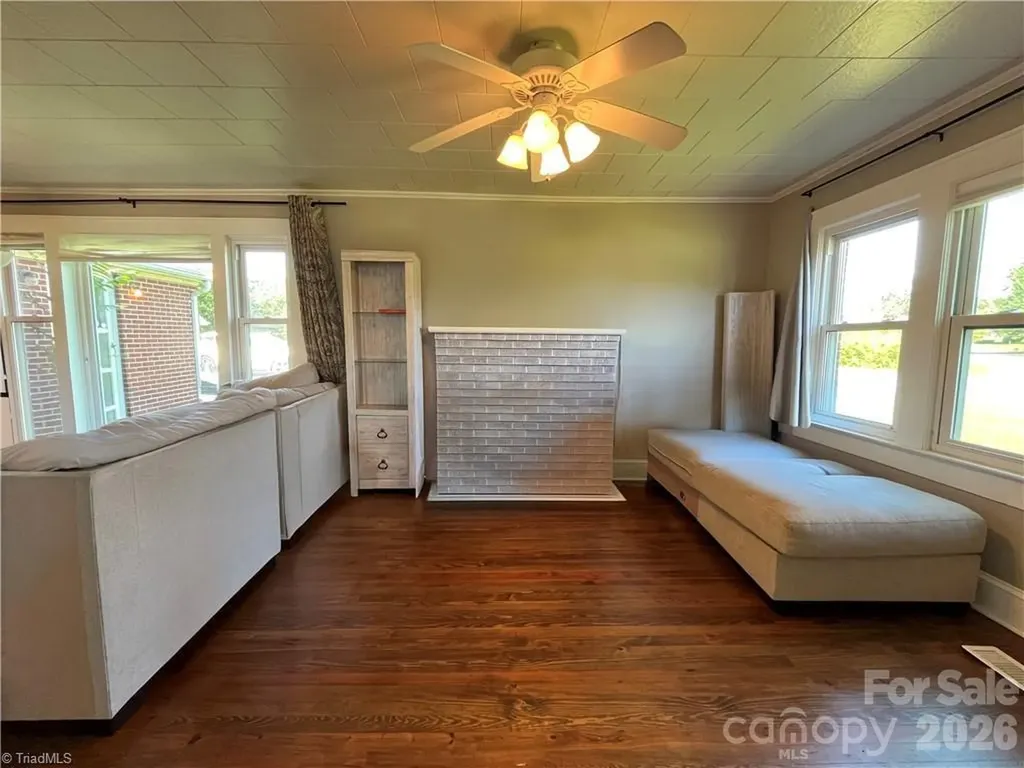820 Suncrest Orchard Road North Wilkesboro NC 28659
