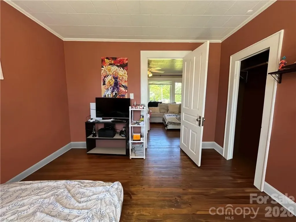820 Suncrest Orchard Road North Wilkesboro NC 28659
