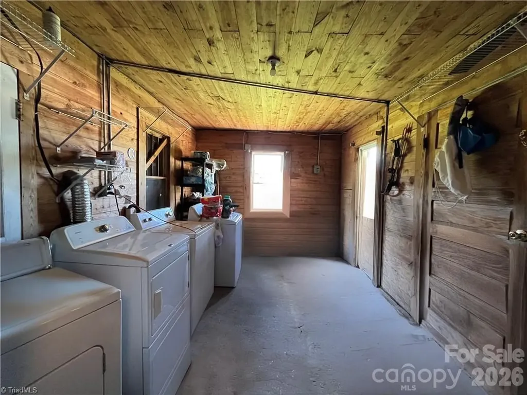 820 Suncrest Orchard Road North Wilkesboro NC 28659