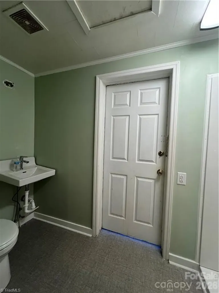 820 Suncrest Orchard Road North Wilkesboro NC 28659