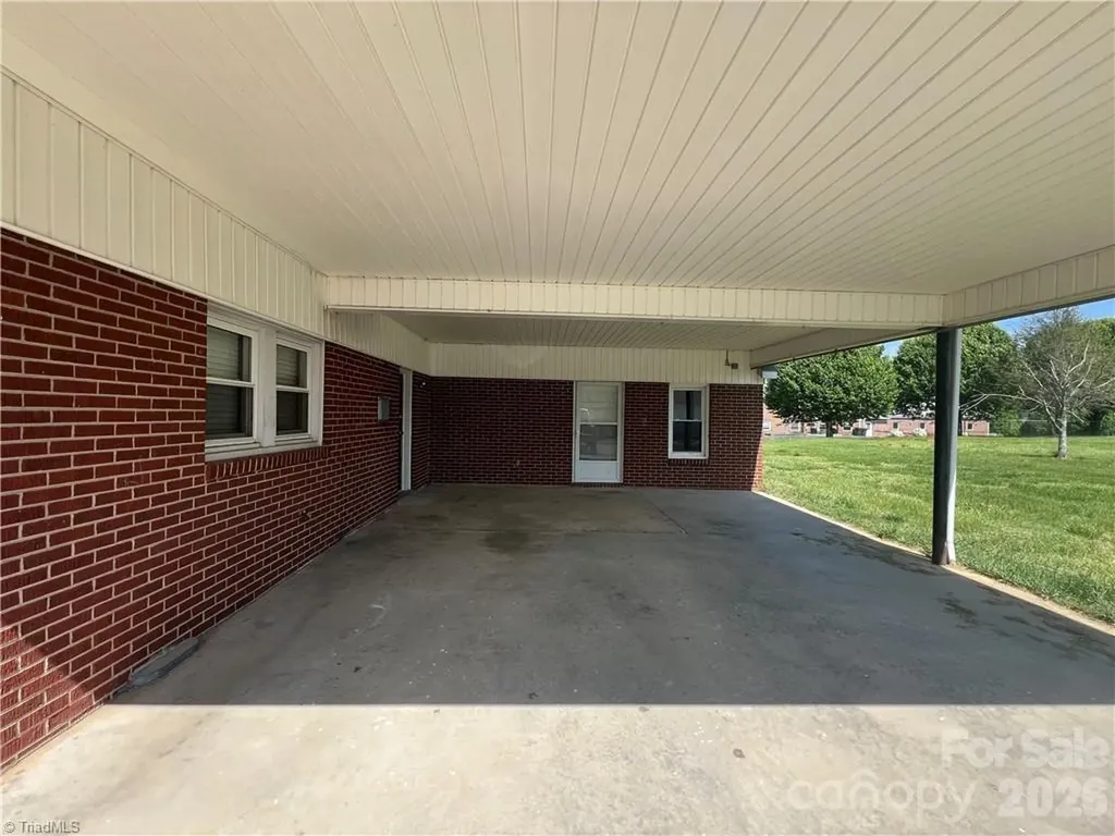 820 Suncrest Orchard Road North Wilkesboro NC 28659