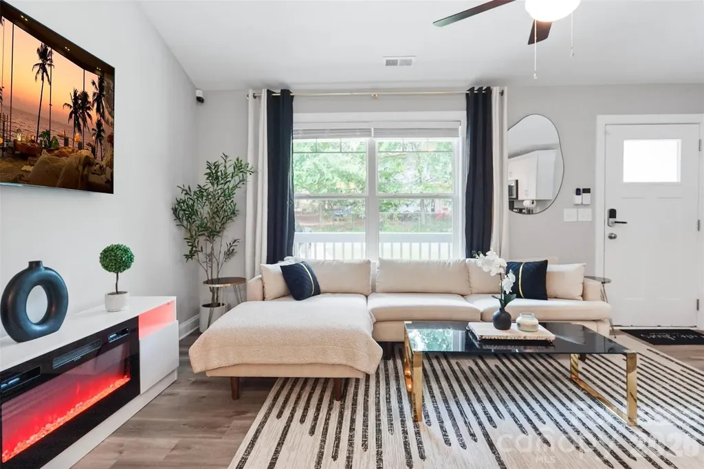 2675 Elmin Street Charlotte NC 28208