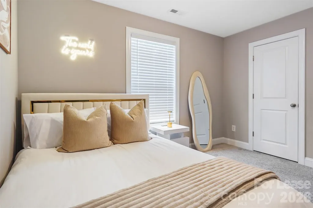 2675 Elmin Street Charlotte NC 28208