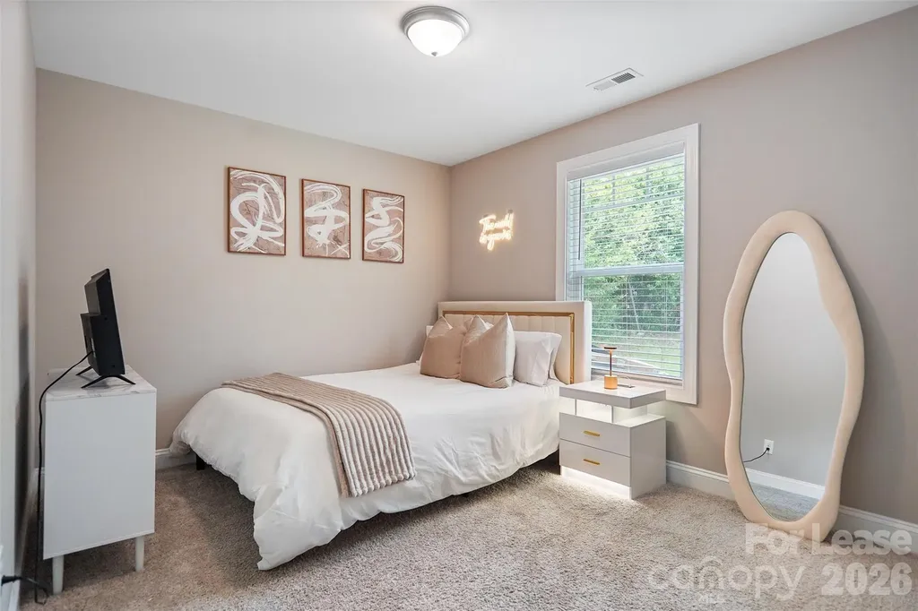 2675 Elmin Street Charlotte NC 28208