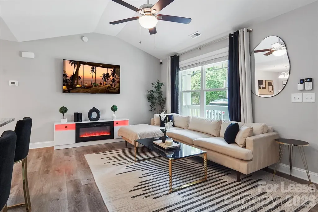 2675 Elmin Street Charlotte NC 28208