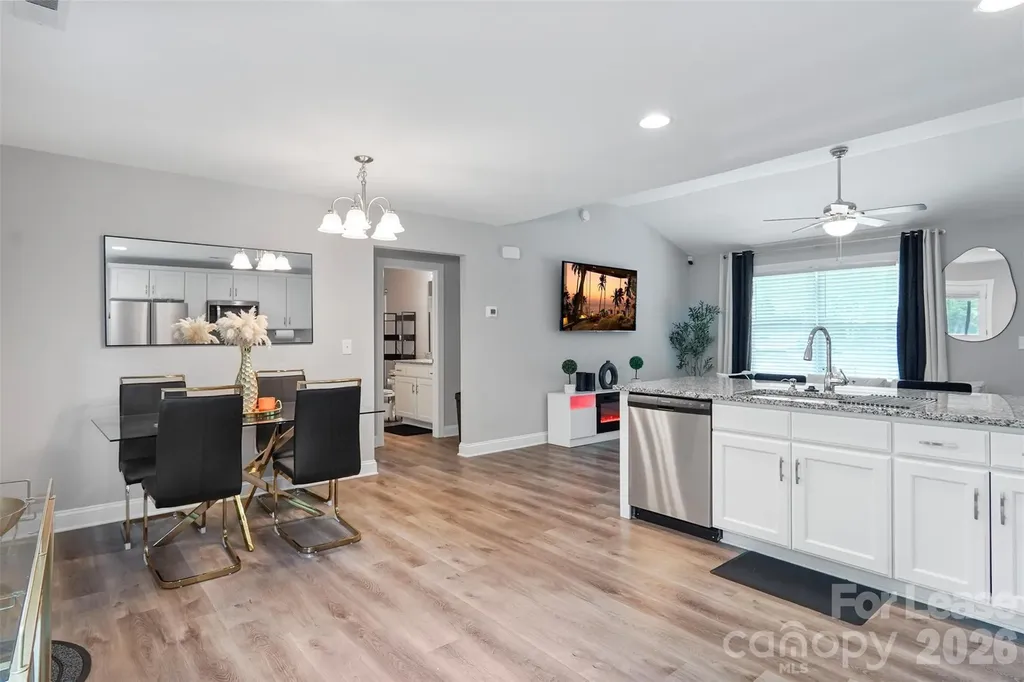 2675 Elmin Street Charlotte NC 28208