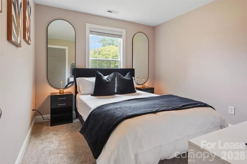 2675 Elmin Street Charlotte NC 28208