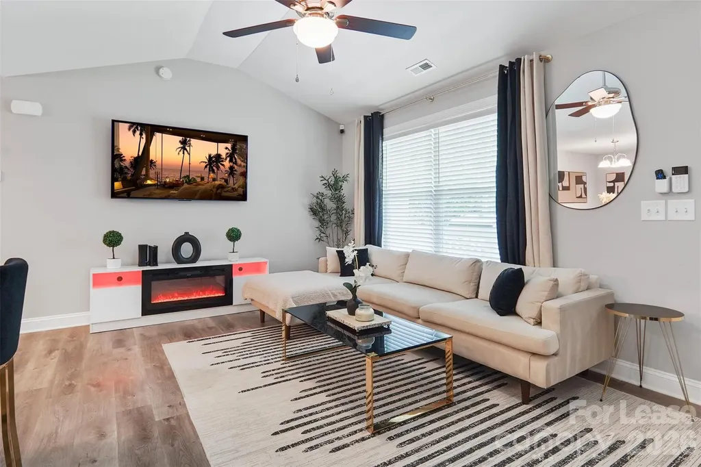 2675 Elmin Street Charlotte NC 28208