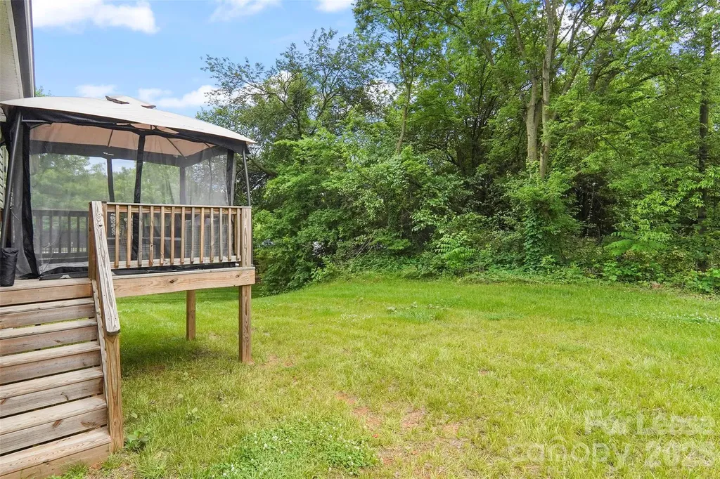 2675 Elmin Street Charlotte NC 28208