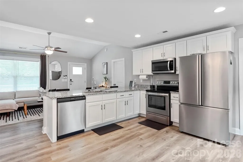 2675 Elmin Street Charlotte NC 28208