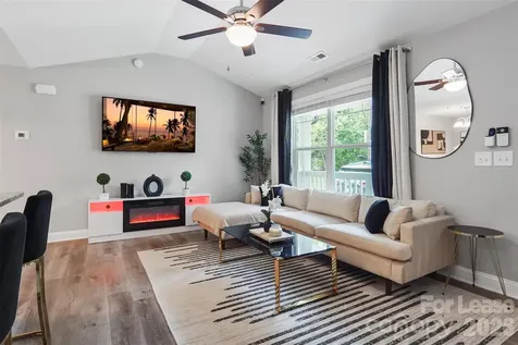 2675 Elmin Street Charlotte NC 28208
