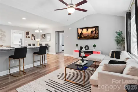 2675 Elmin Street Charlotte NC 28208