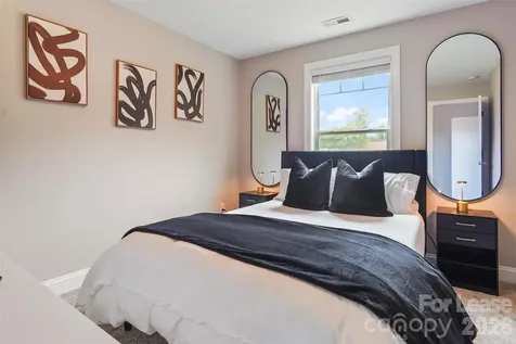2675 Elmin Street Charlotte NC 28208