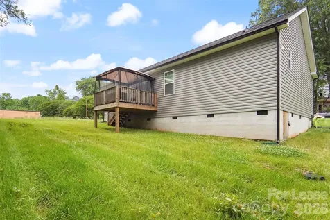2675 Elmin Street Charlotte NC 28208