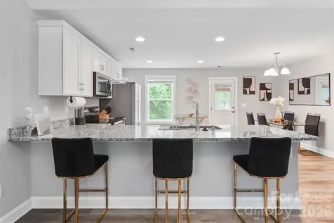 2675 Elmin Street Charlotte NC 28208