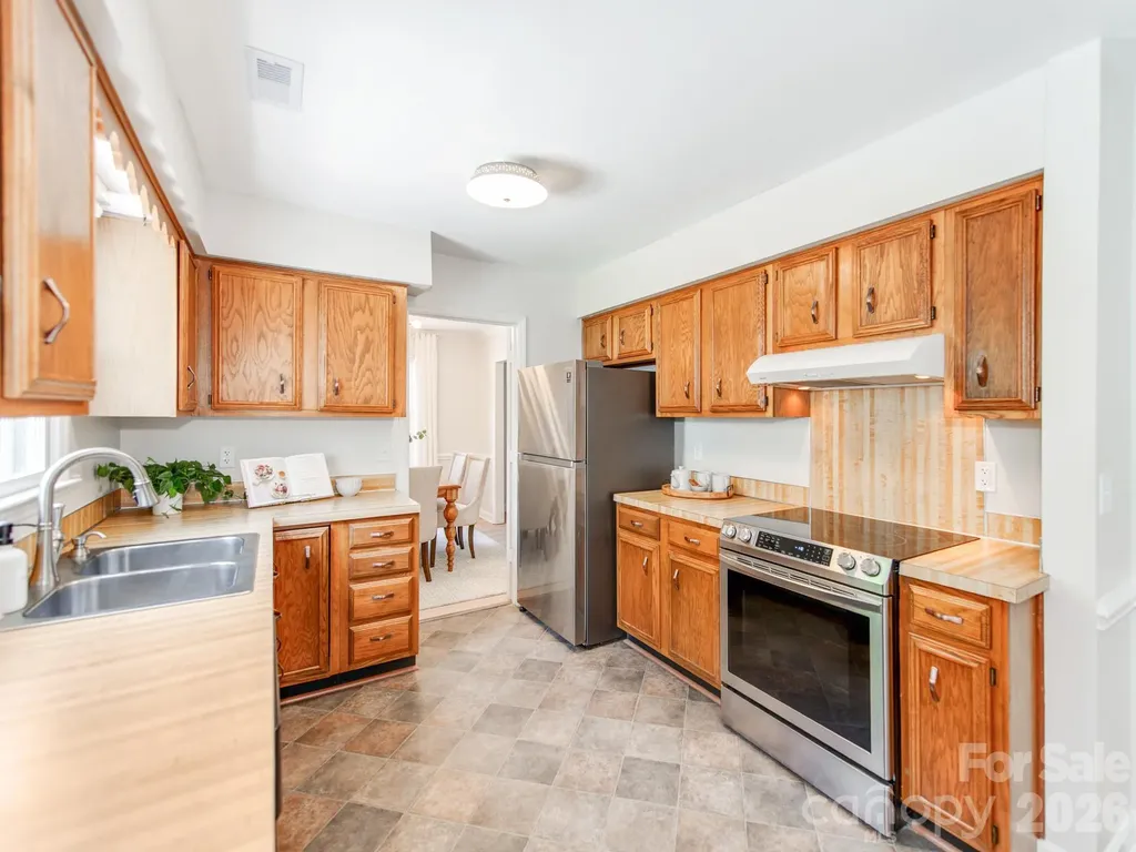4625 Annerly Court Charlotte NC 28226