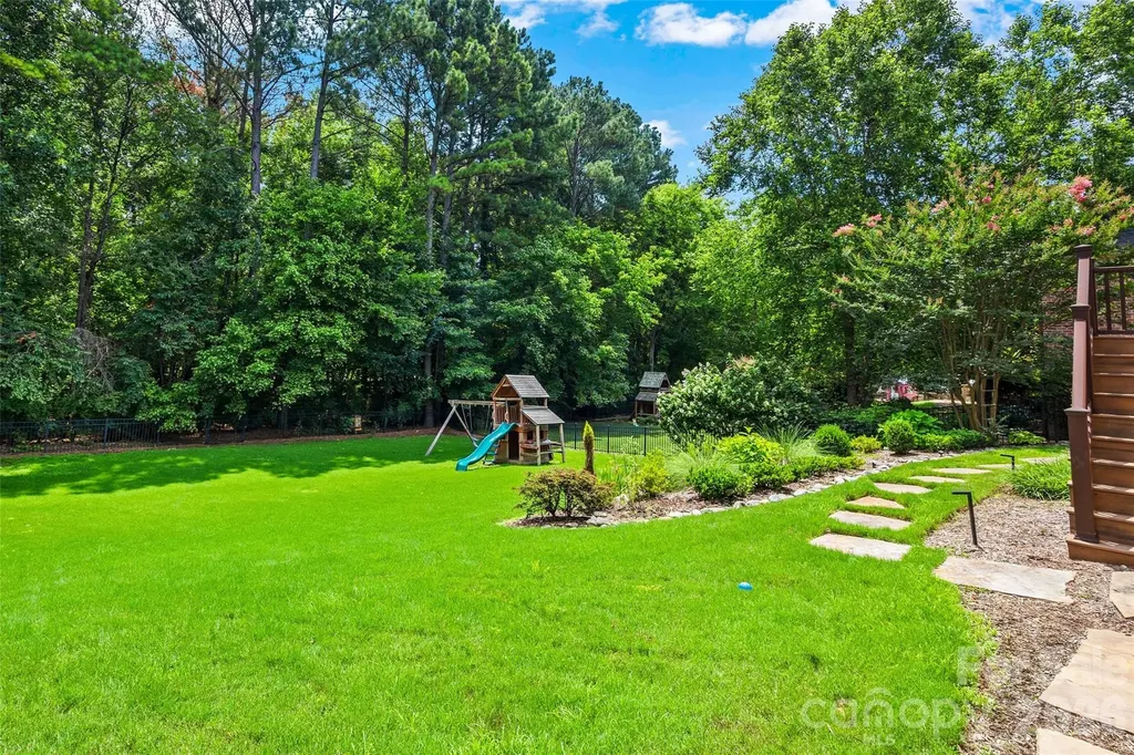 9414 Heydon Hall Circle Charlotte NC 28210