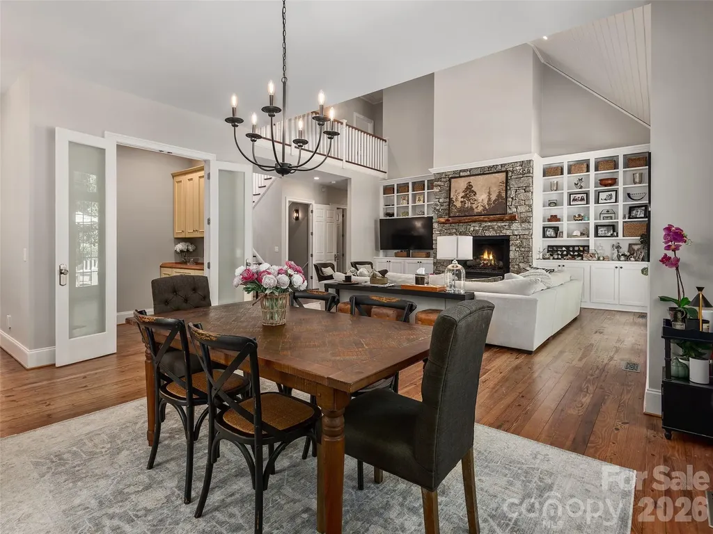 1910 Bearberry Lane Asheville NC 28803