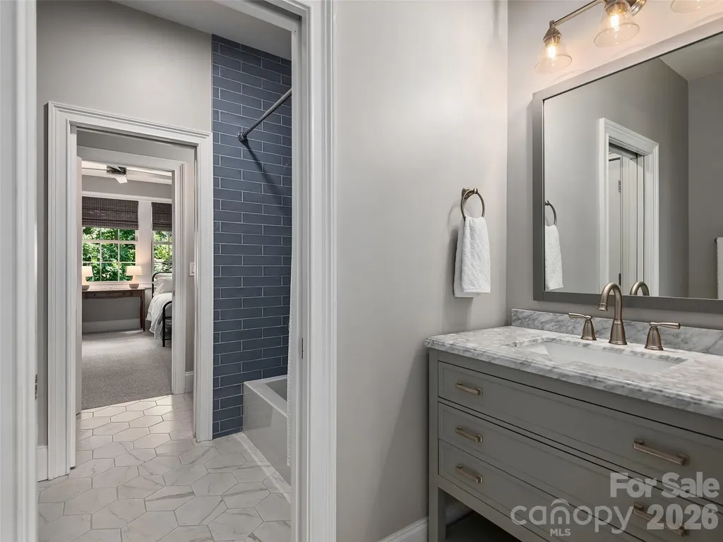 1910 Bearberry Lane Asheville NC 28803