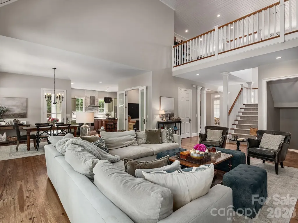 1910 Bearberry Lane Asheville NC 28803
