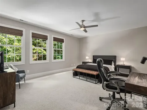1910 Bearberry Lane Asheville NC 28803