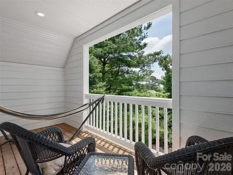 1910 Bearberry Lane Asheville NC 28803