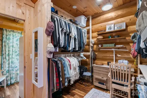 300 Licklog Mountain Trail Burnsville NC 28714