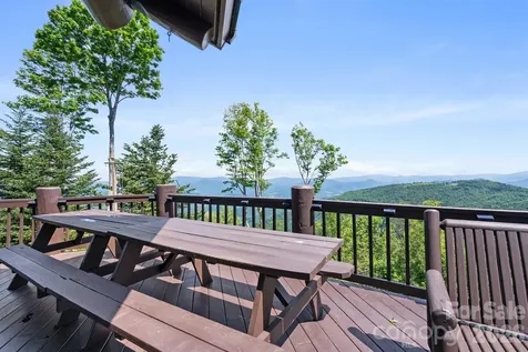 300 Licklog Mountain Trail Burnsville NC 28714