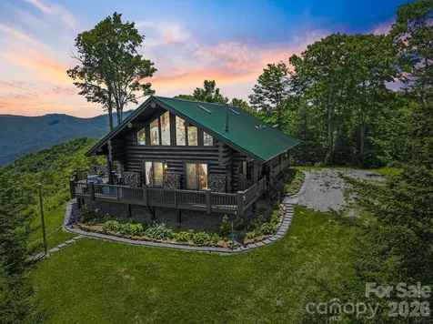 300 Licklog Mountain Trail Burnsville NC 28714