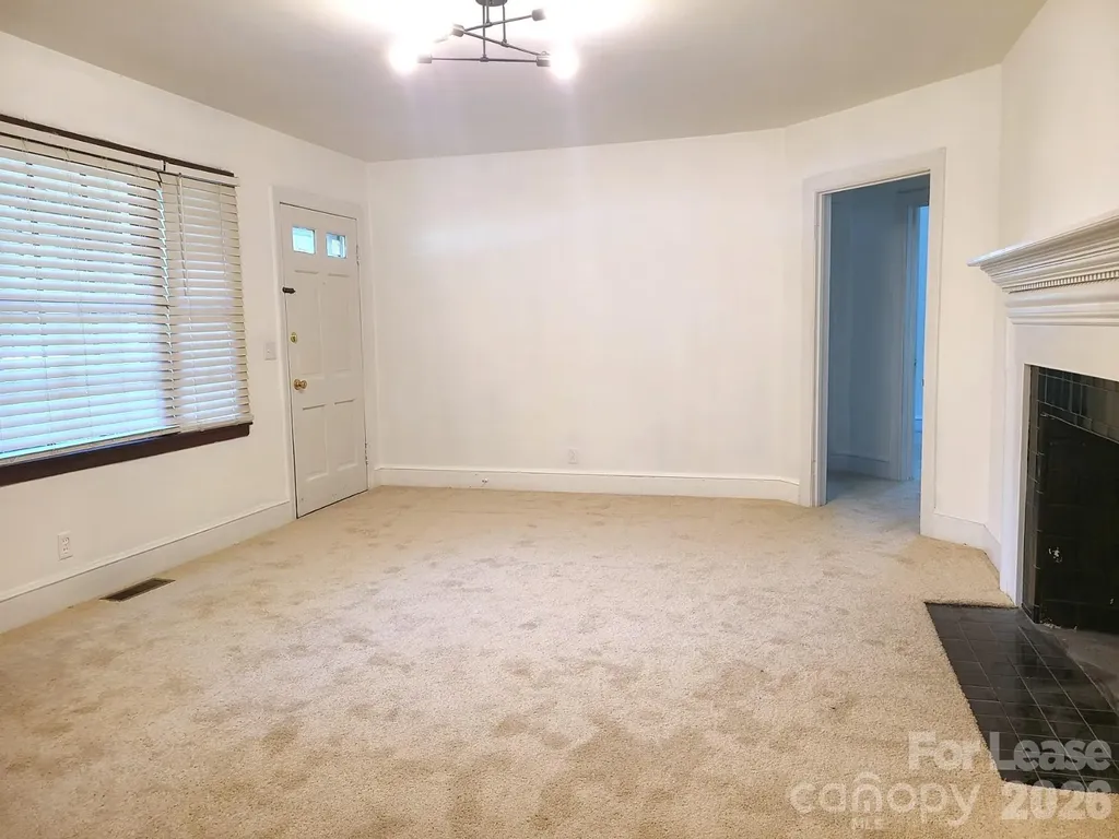 206 N Cloudman Street Charlotte NC 28216