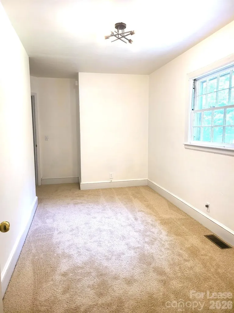 206 N Cloudman Street Charlotte NC 28216