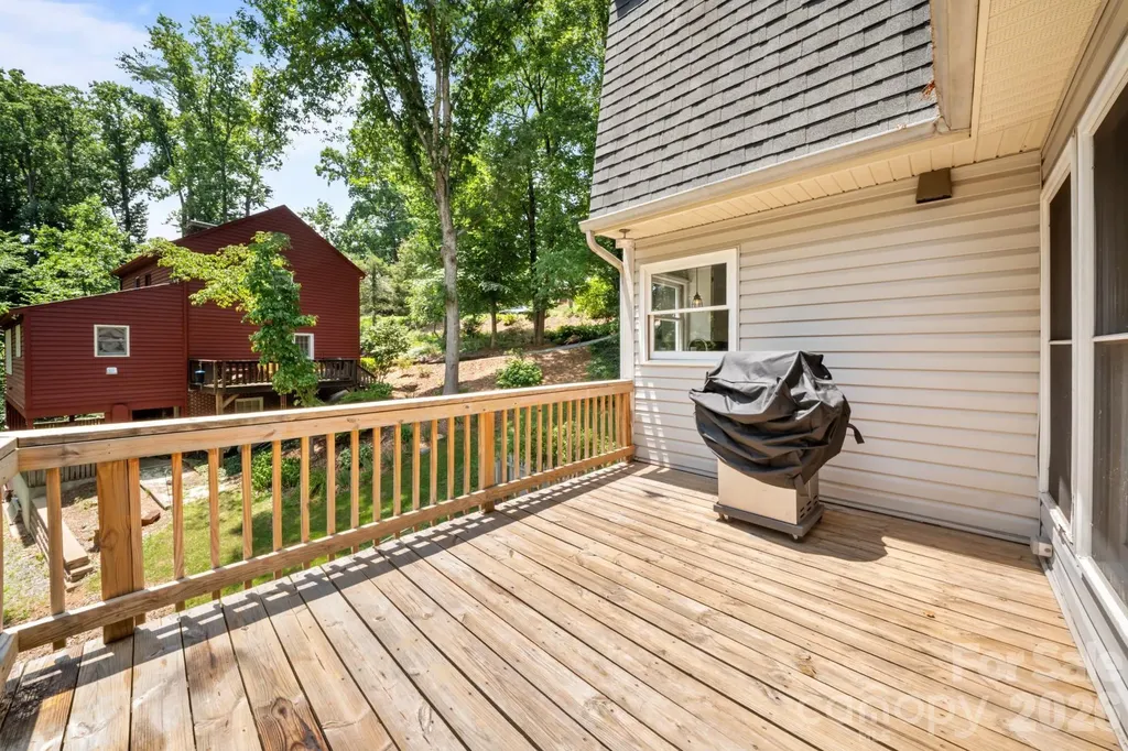 112 Wedgewood Drive Morganton NC 28655