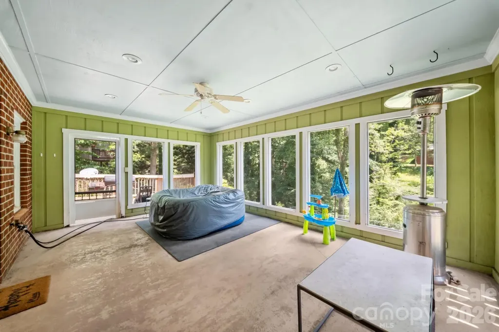 112 Wedgewood Drive Morganton NC 28655