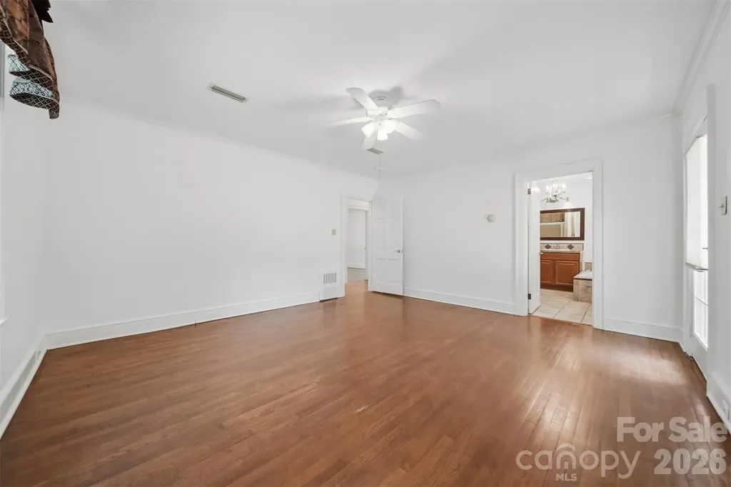 521 5th Street NW Hickory NC 28601