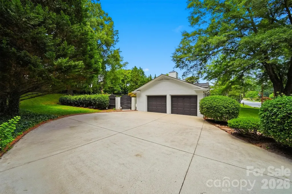 521 5th Street NW Hickory NC 28601