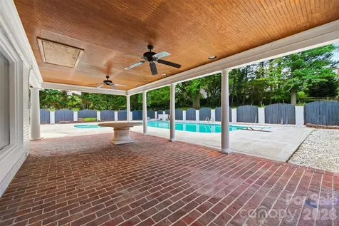 521 5th Street NW Hickory NC 28601