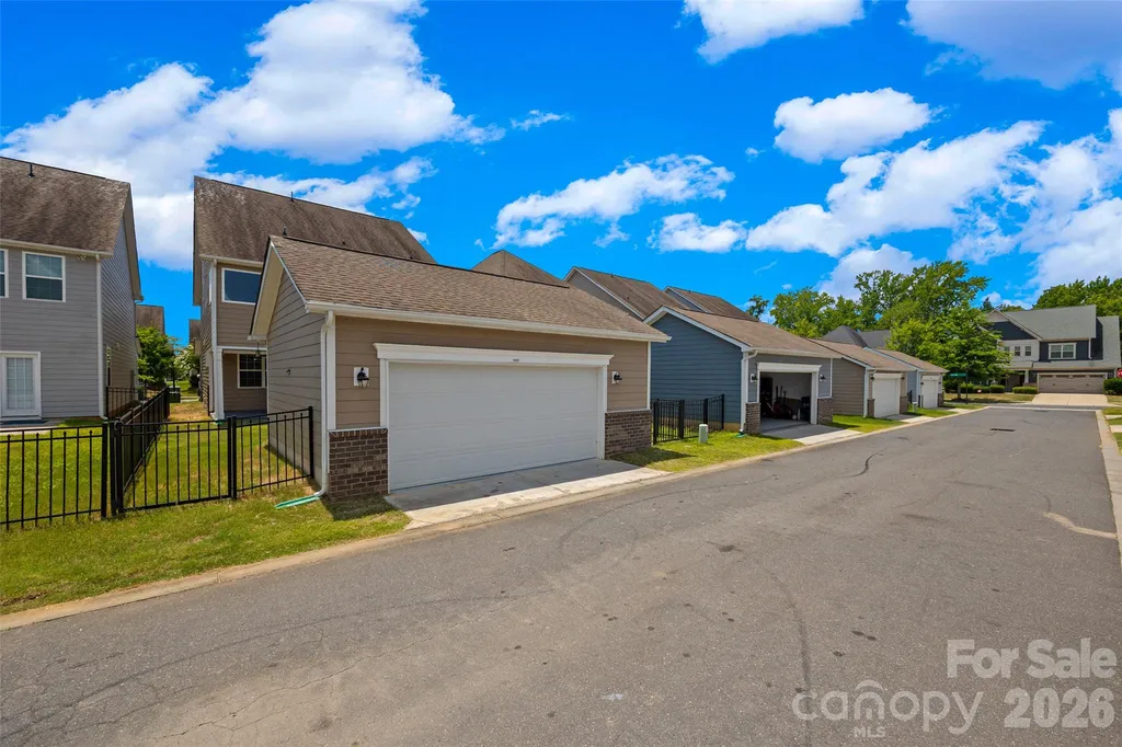 7022 Walnut Branch Lane Charlotte NC 28277