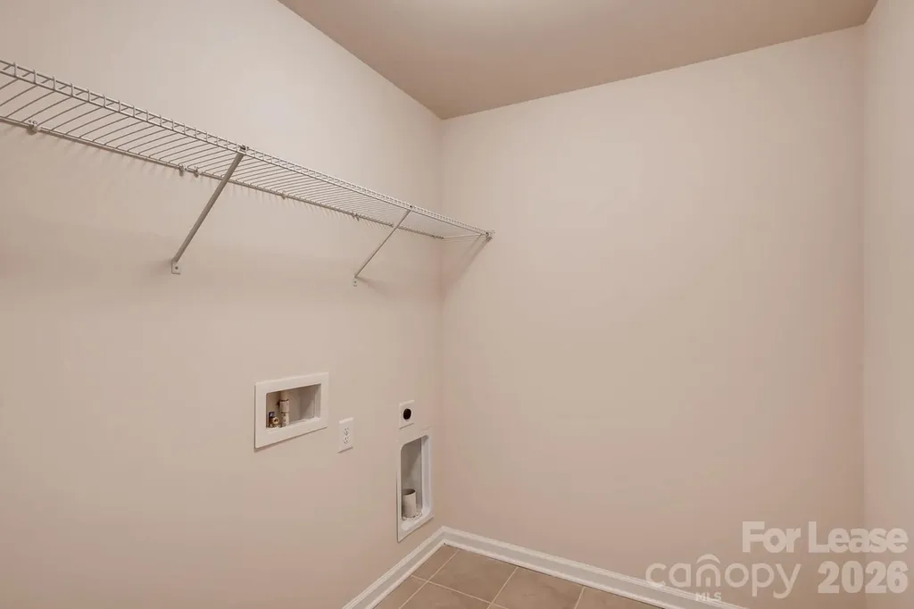 6418 Raffia Road Charlotte NC 28277