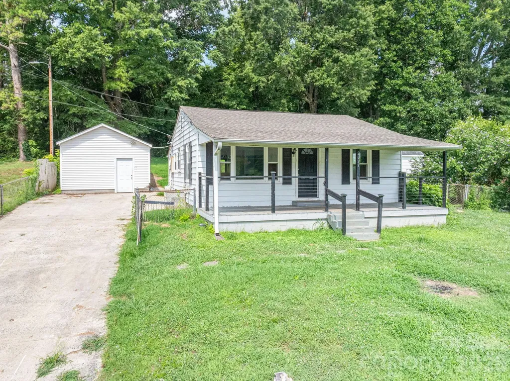 2639 Springbrook Circle Gastonia NC 28052