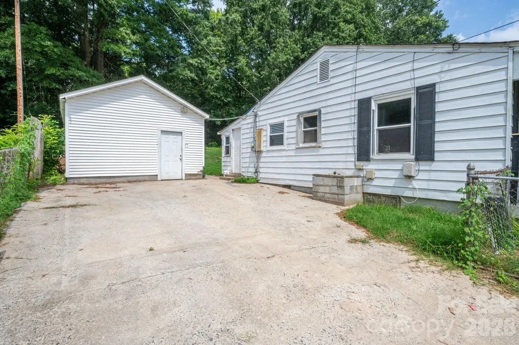 2639 Springbrook Circle Gastonia NC 28052