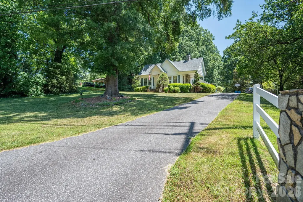 3512 Red Norris Drive Maiden NC 28650