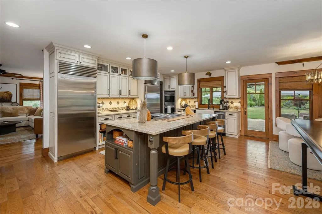 345 Prospect Drive Burnsville NC 28714