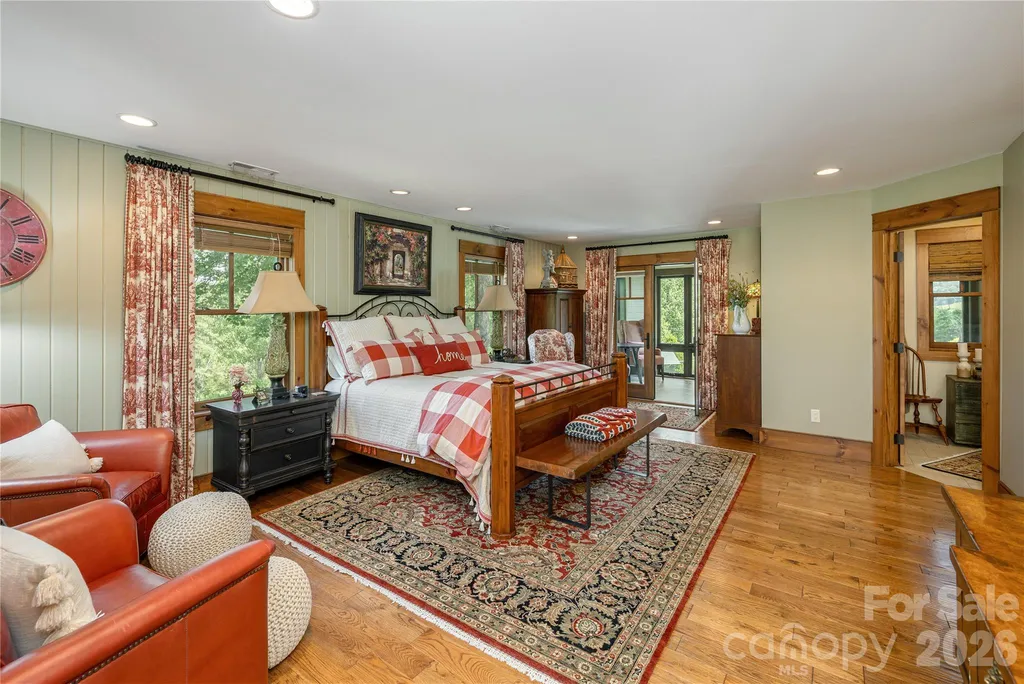 345 Prospect Drive Burnsville NC 28714