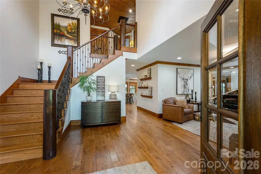 345 Prospect Drive Burnsville NC 28714