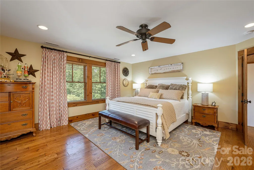 345 Prospect Drive Burnsville NC 28714