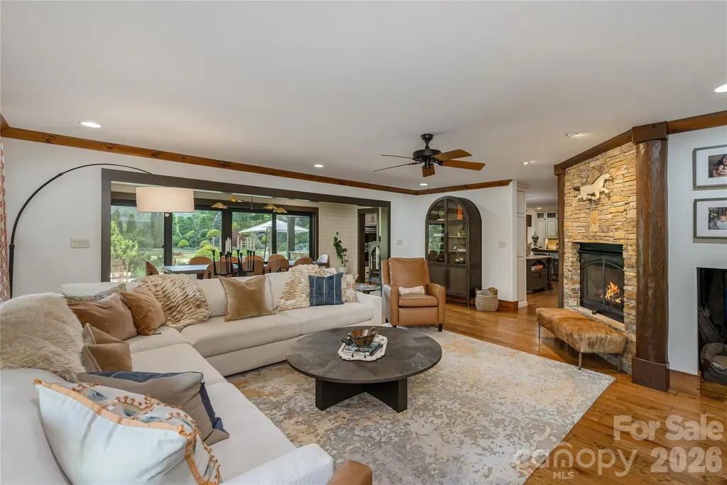 345 Prospect Drive Burnsville NC 28714