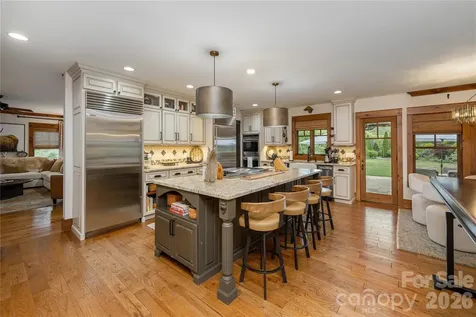 345 Prospect Drive Burnsville NC 28714